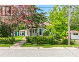 14 Oak Avenue, Coniston, Ontario