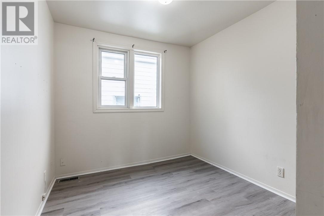 511 Melvin Avenue, Greater Sudbury, Ontario P3C 4X7 - Photo 17 - 2125511