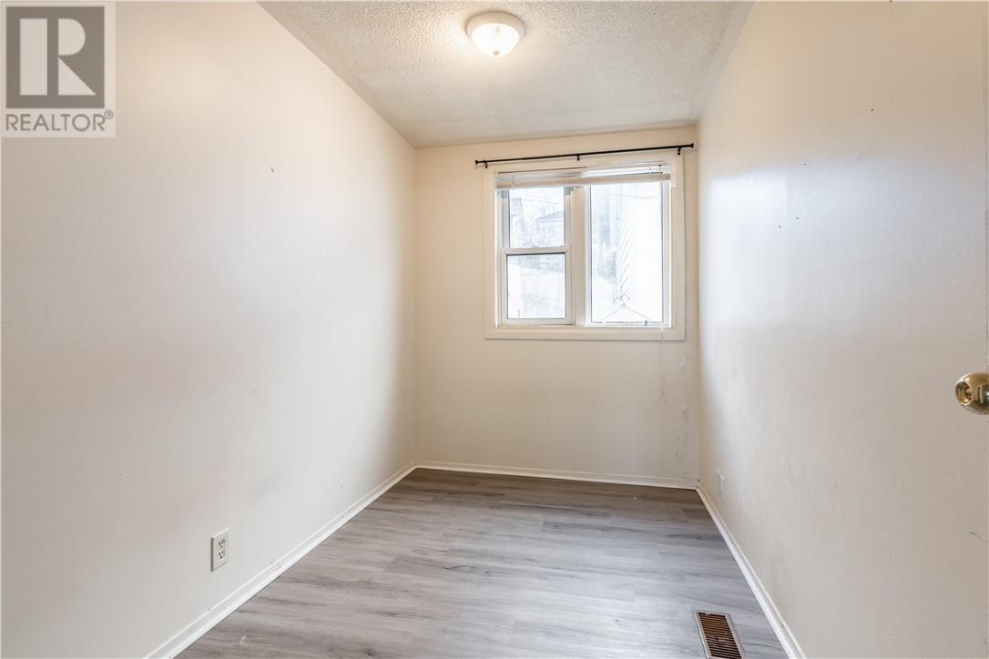 511 Melvin Avenue, Greater Sudbury, Ontario P3C 4X7 - Photo 18 - 2125511