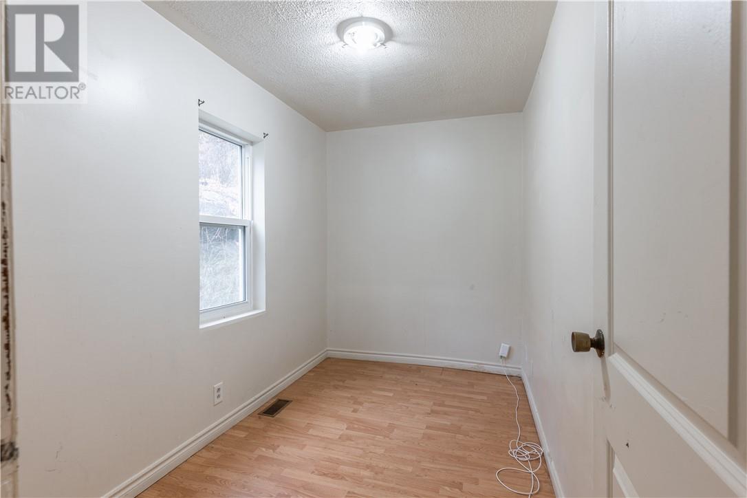 511 Melvin Avenue, Greater Sudbury, Ontario P3C 4X7 - Photo 9 - 2125511