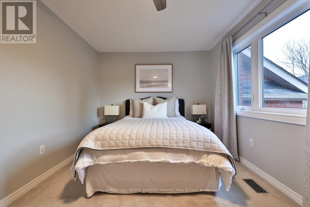 2247 Hummingbird Way, Oakville, Ontario L6M 3Z7 - Photo 19 - W12519226