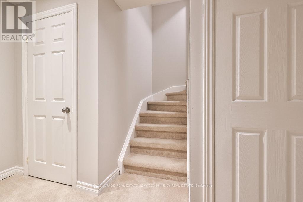 2247 Hummingbird Way, Oakville, Ontario L6M 3Z7 - Photo 30 - W12519226