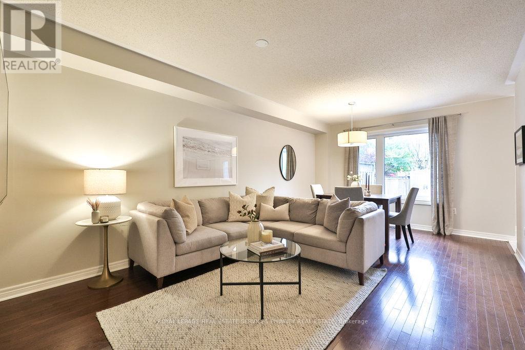 2247 Hummingbird Way, Oakville, Ontario L6M 3Z7 - Photo 4 - W12519226