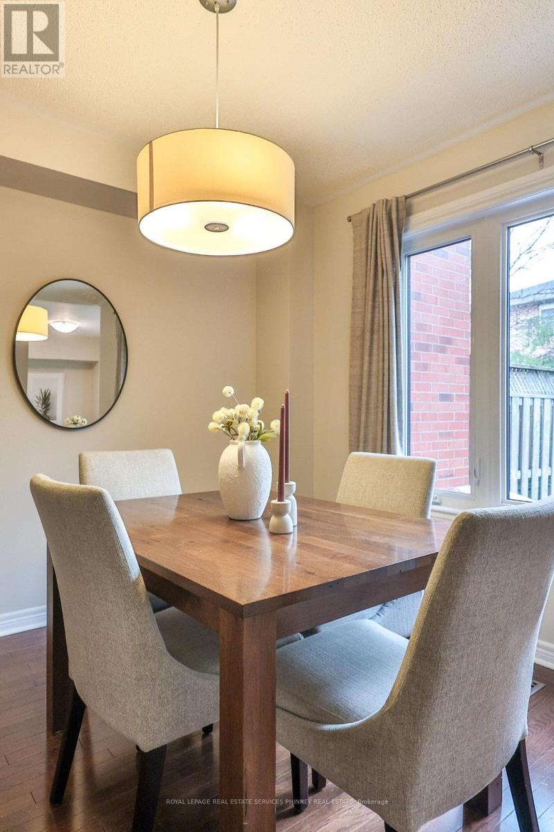 2247 Hummingbird Way, Oakville, Ontario L6M 3Z7 - Photo 9 - W12519226