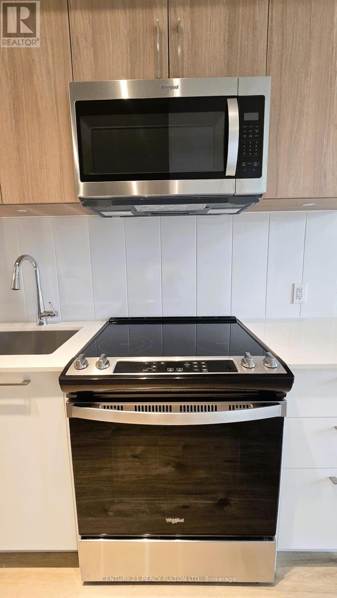 209 - 500 Plains Road E, Burlington, Ontario  L7T 0C8 - Photo 14 - W12519244