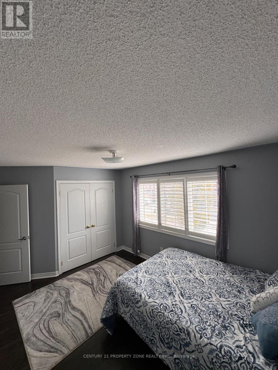 Room B - 33 Gamson Crescent, Brampton, Ontario L6R 0V7 - Photo 7 - W12519246