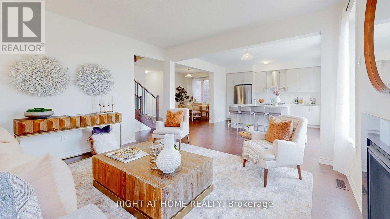 1462 Kitchen Court, Milton, Ontario L9E 1Y8 - Photo 9 - W12519256