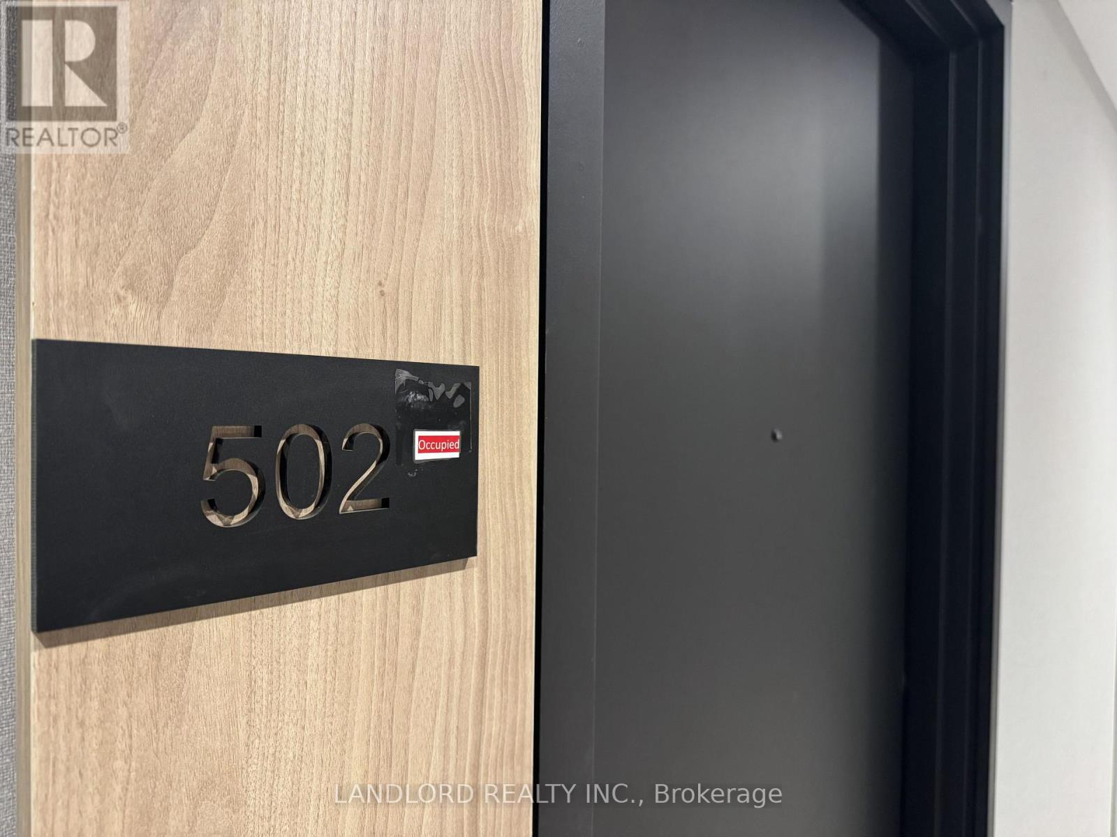 502 - 500 PLAINS ROAD E, Burlington, Ontario