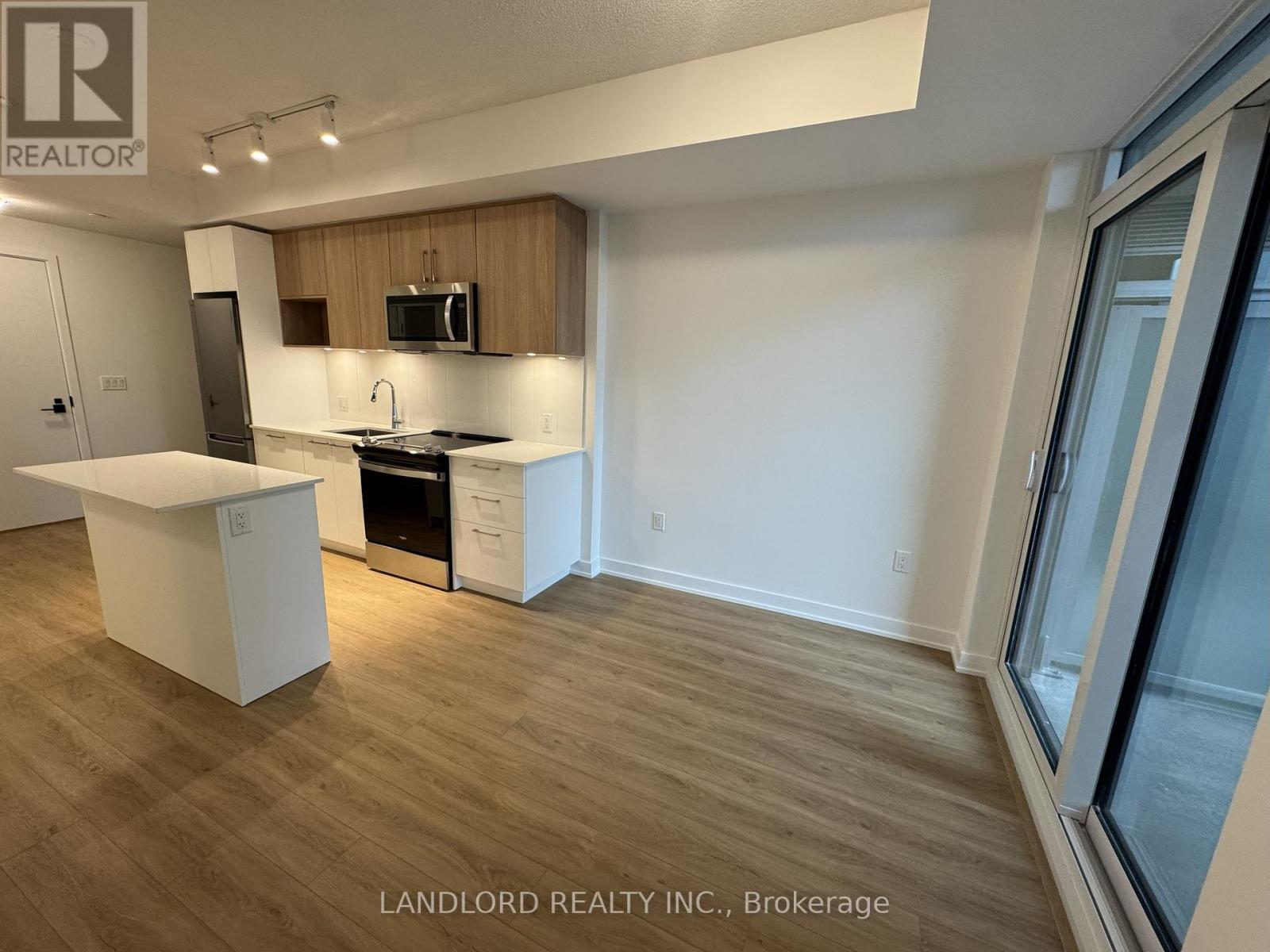 502 - 500 Plains Road E, Burlington, Ontario L7T 2E1 - Photo 13 - W12519258