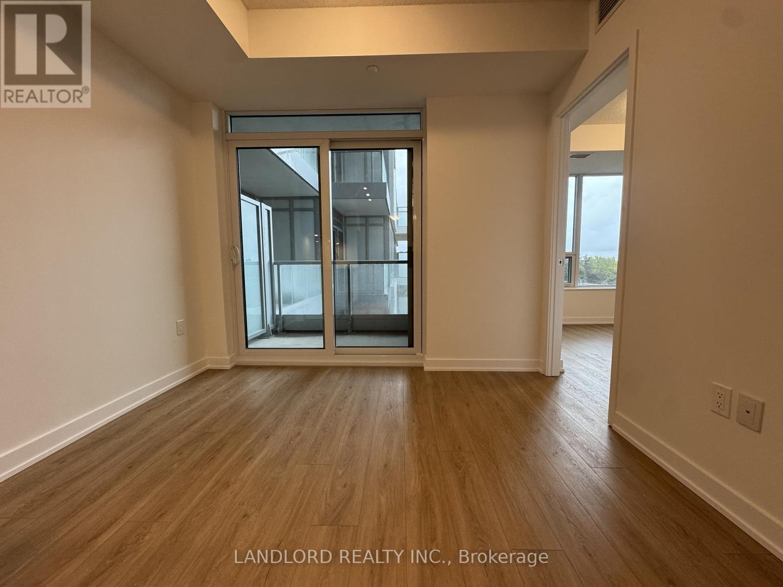 502 - 500 Plains Road E, Burlington, Ontario L7T 2E1 - Photo 14 - W12519258