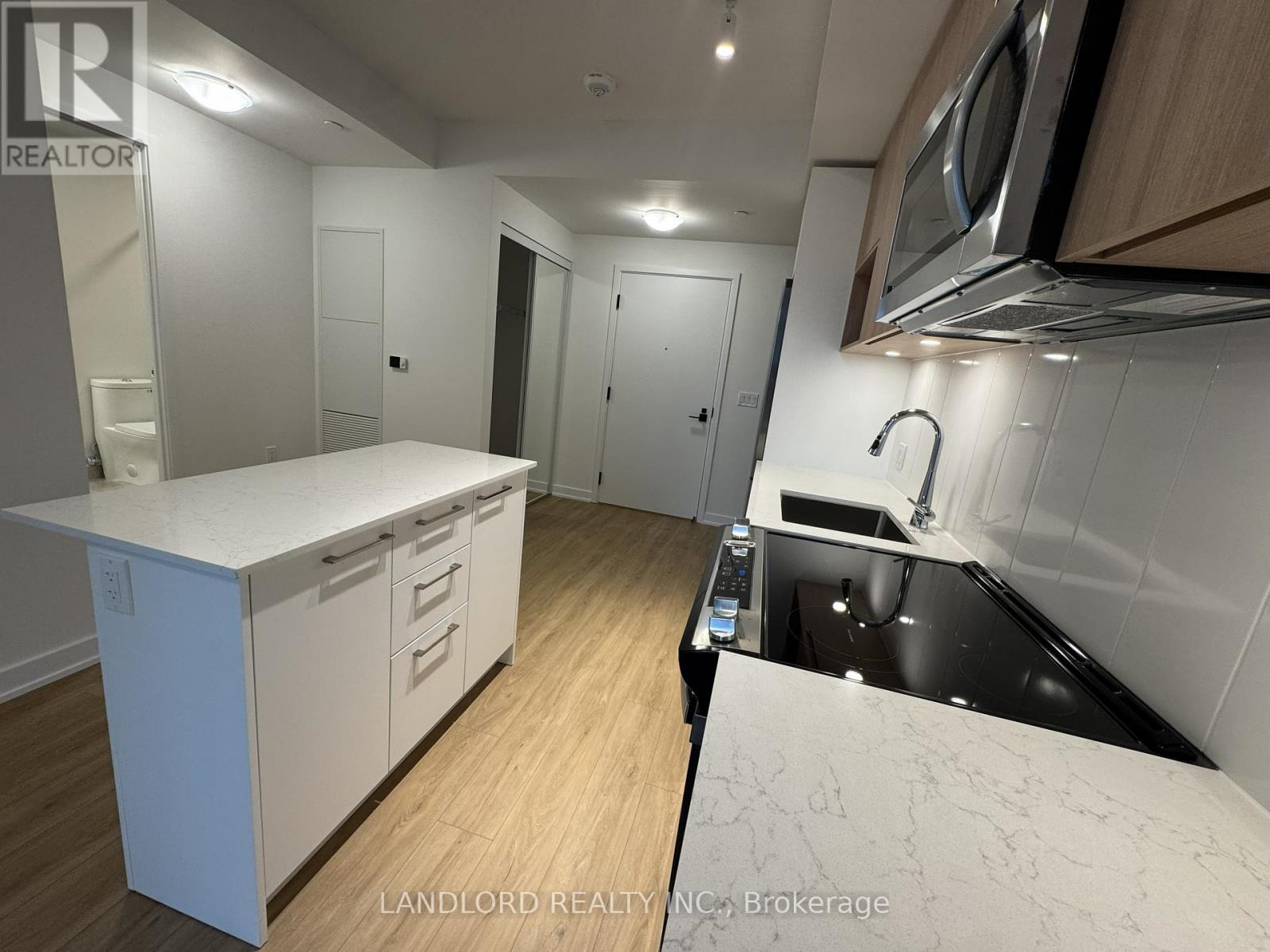 502 - 500 Plains Road E, Burlington, Ontario L7T 2E1 - Photo 19 - W12519258