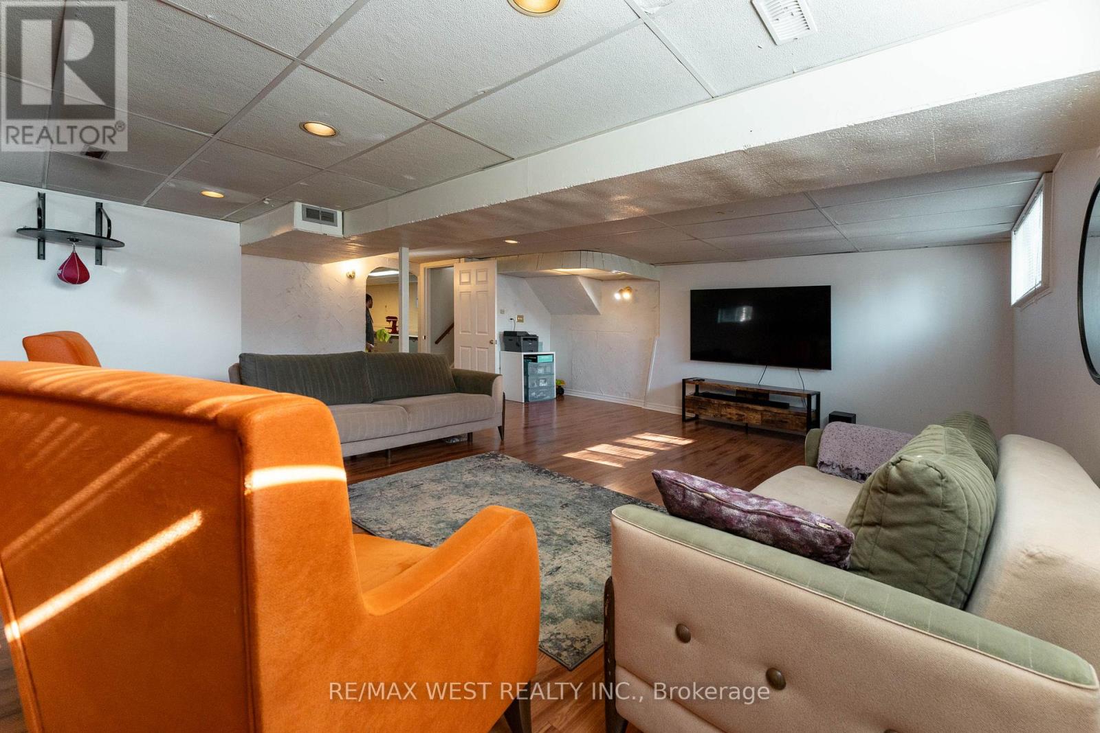 183 Ridge Road, Caledon, Ontario L7E 4V8 - Photo 30 - W12519264