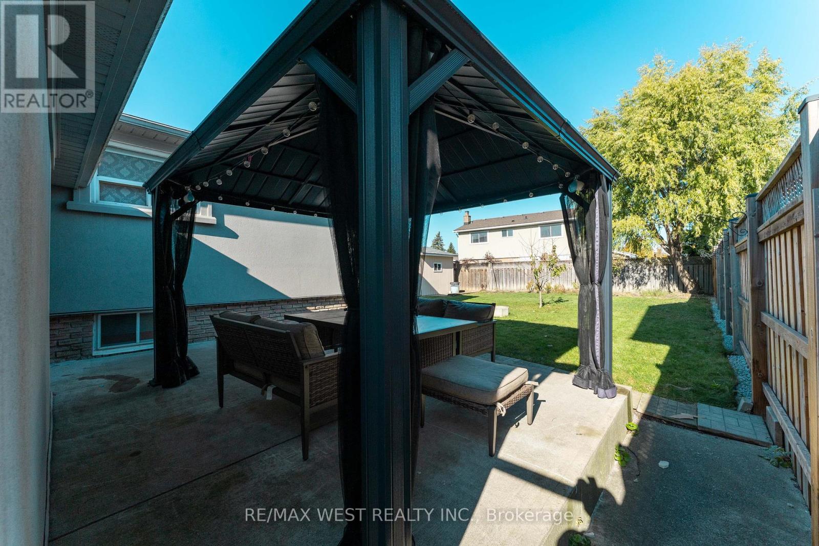 183 Ridge Road, Caledon, Ontario L7E 4V8 - Photo 38 - W12519264