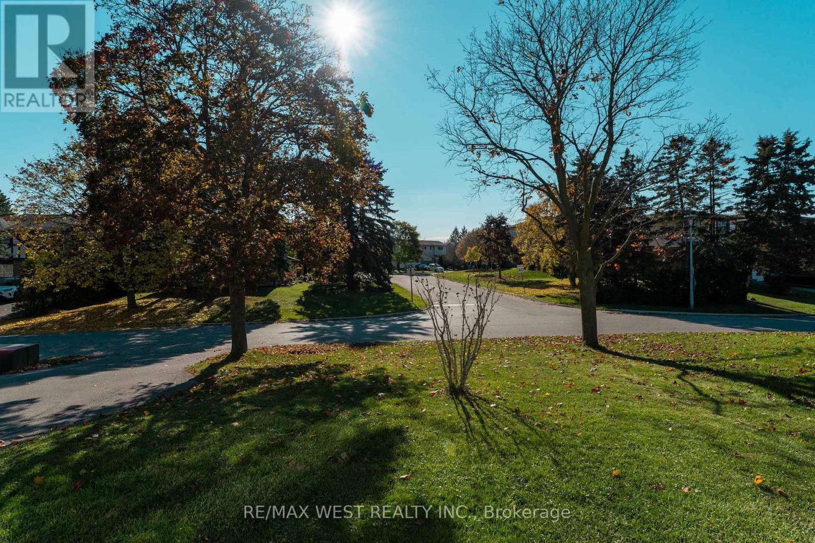 183 Ridge Road, Caledon, Ontario L7E 4V8 - Photo 8 - W12519264