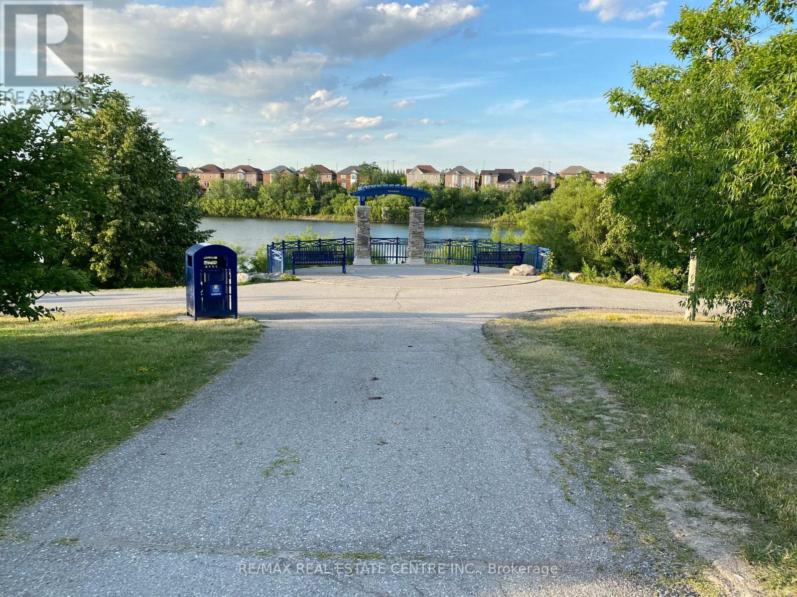 65 Stoneylake Avenue, Brampton, Ontario  L6V 4R2 - Photo 6 - W12519312