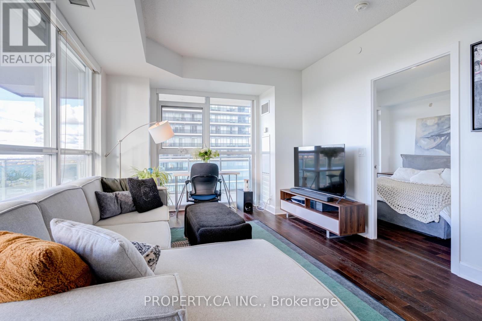 2804 - 33 Shore Breeze Drive, Toronto, Ontario M8V 0G1 - Photo 13 - W12519314