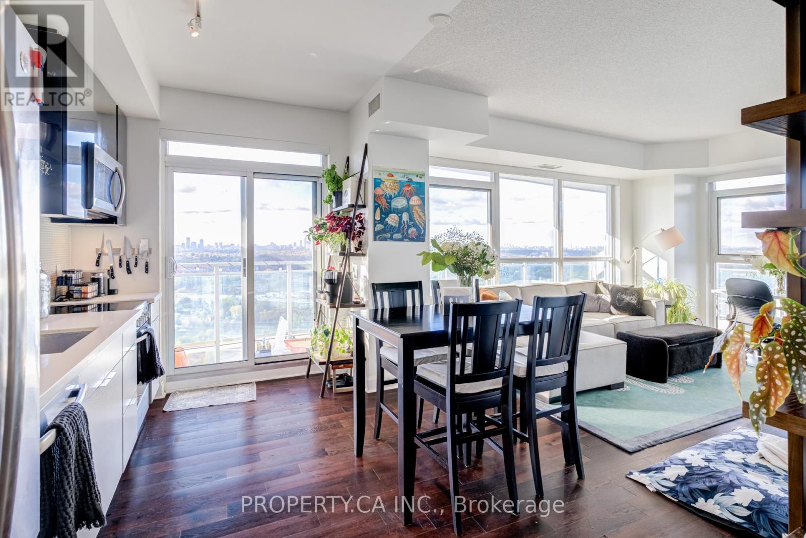 2804 - 33 Shore Breeze Drive, Toronto, Ontario M8V 0G1 - Photo 6 - W12519314