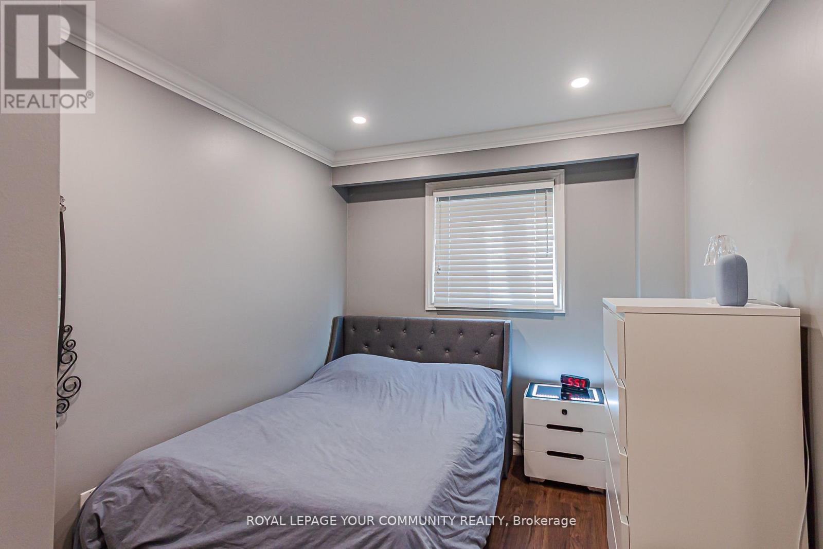 2903 Salerno Crescent, Mississauga, Ontario L5N 1T3 - Photo 19 - W12519330