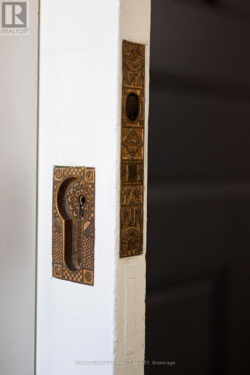 178 High Park Avenue, Toronto, Ontario  M6P 2S4 - Photo 31 - W12519354