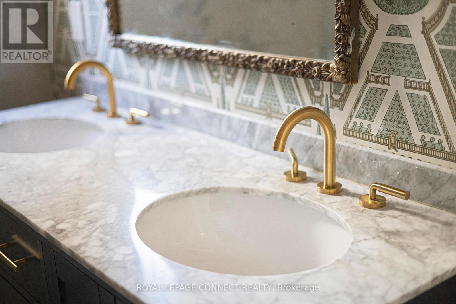 178 High Park Avenue, Toronto, Ontario  M6P 2S4 - Photo 35 - W12519354