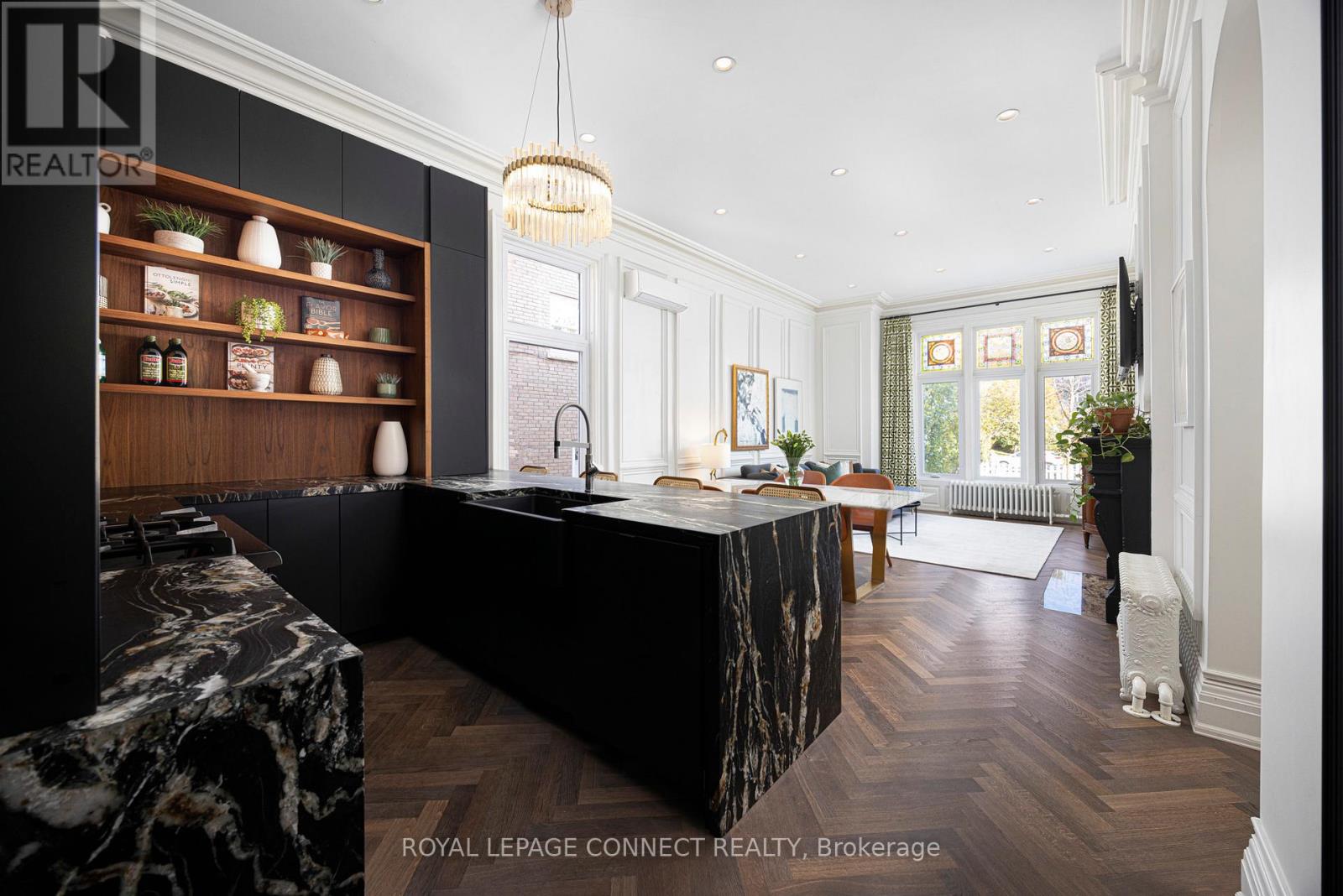 178 High Park Avenue, Toronto, Ontario  M6P 2S4 - Photo 8 - W12519354