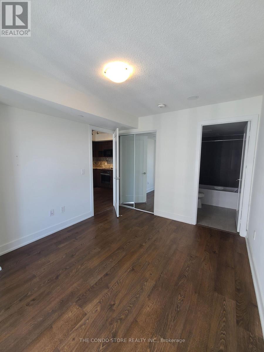 2121 - 9 Mabelle Avenue, Toronto, Ontario L5R 1B2 - Photo 11 - W12519412