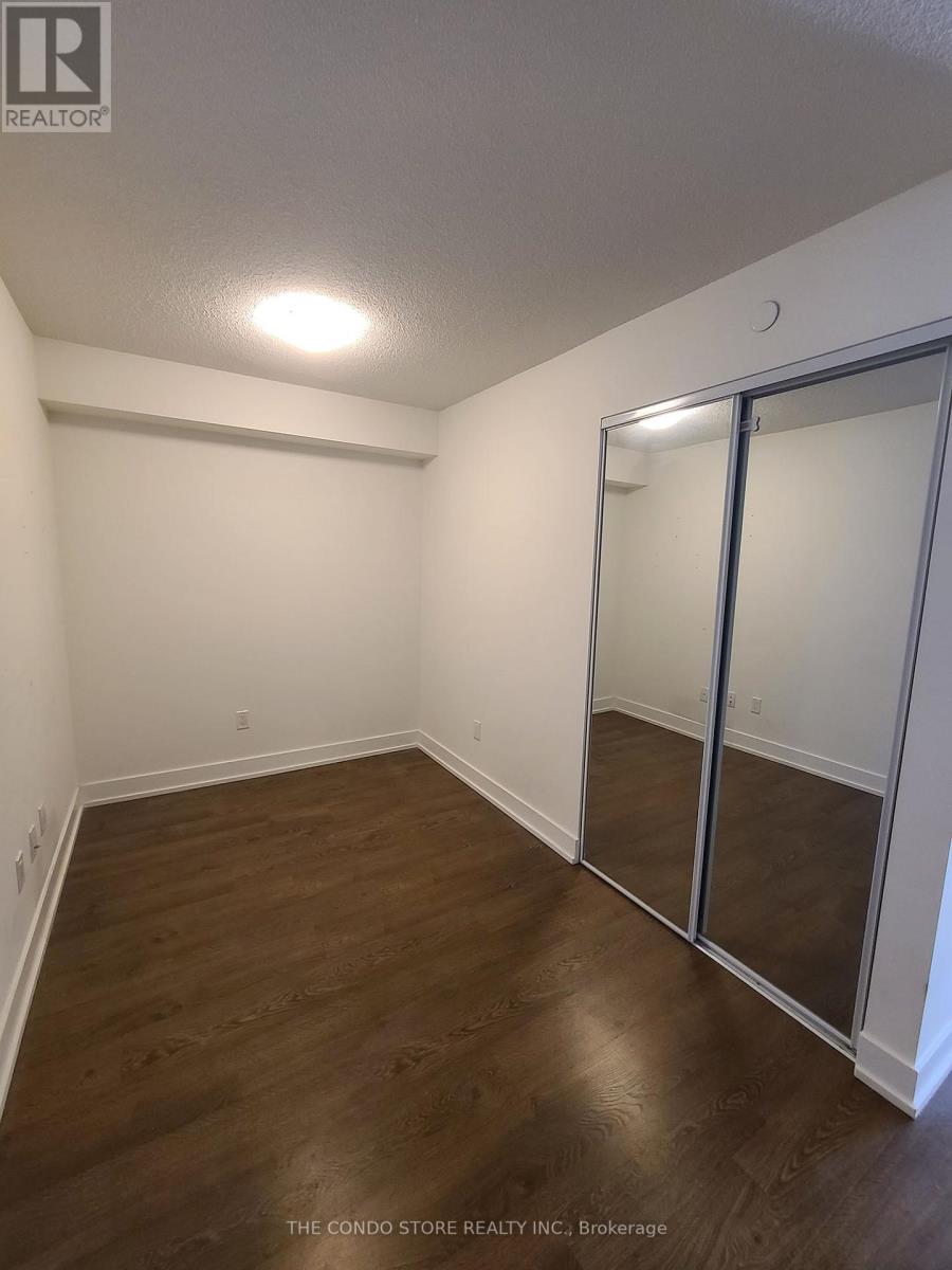 2121 - 9 Mabelle Avenue, Toronto, Ontario L5R 1B2 - Photo 3 - W12519412