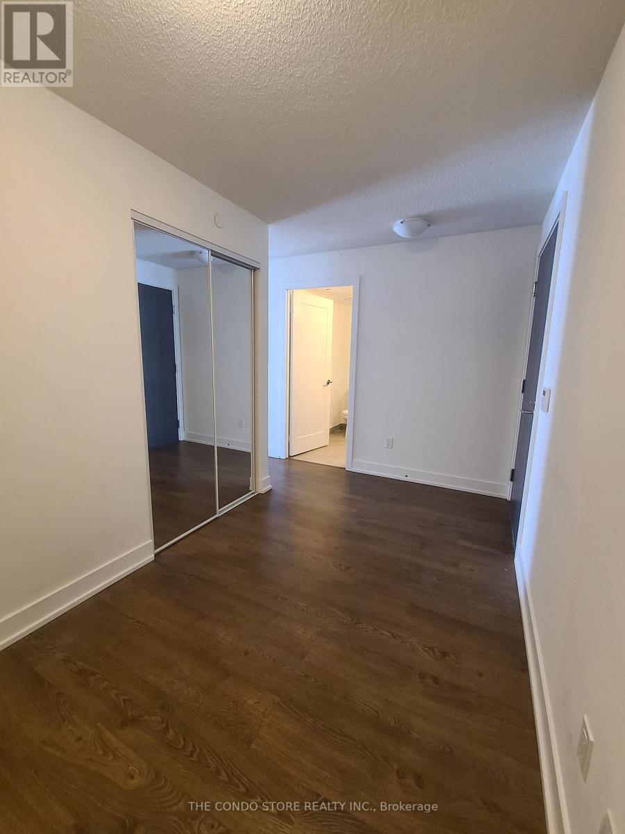 2121 - 9 Mabelle Avenue, Toronto, Ontario L5R 1B2 - Photo 4 - W12519412