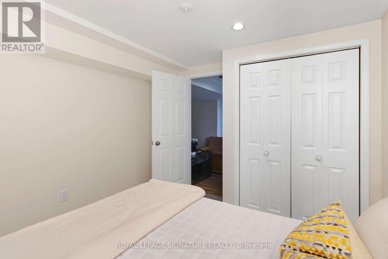 2993 Gulfstream Way, Mississauga, Ontario  L5N 6J8 - Photo 27 - W12519460