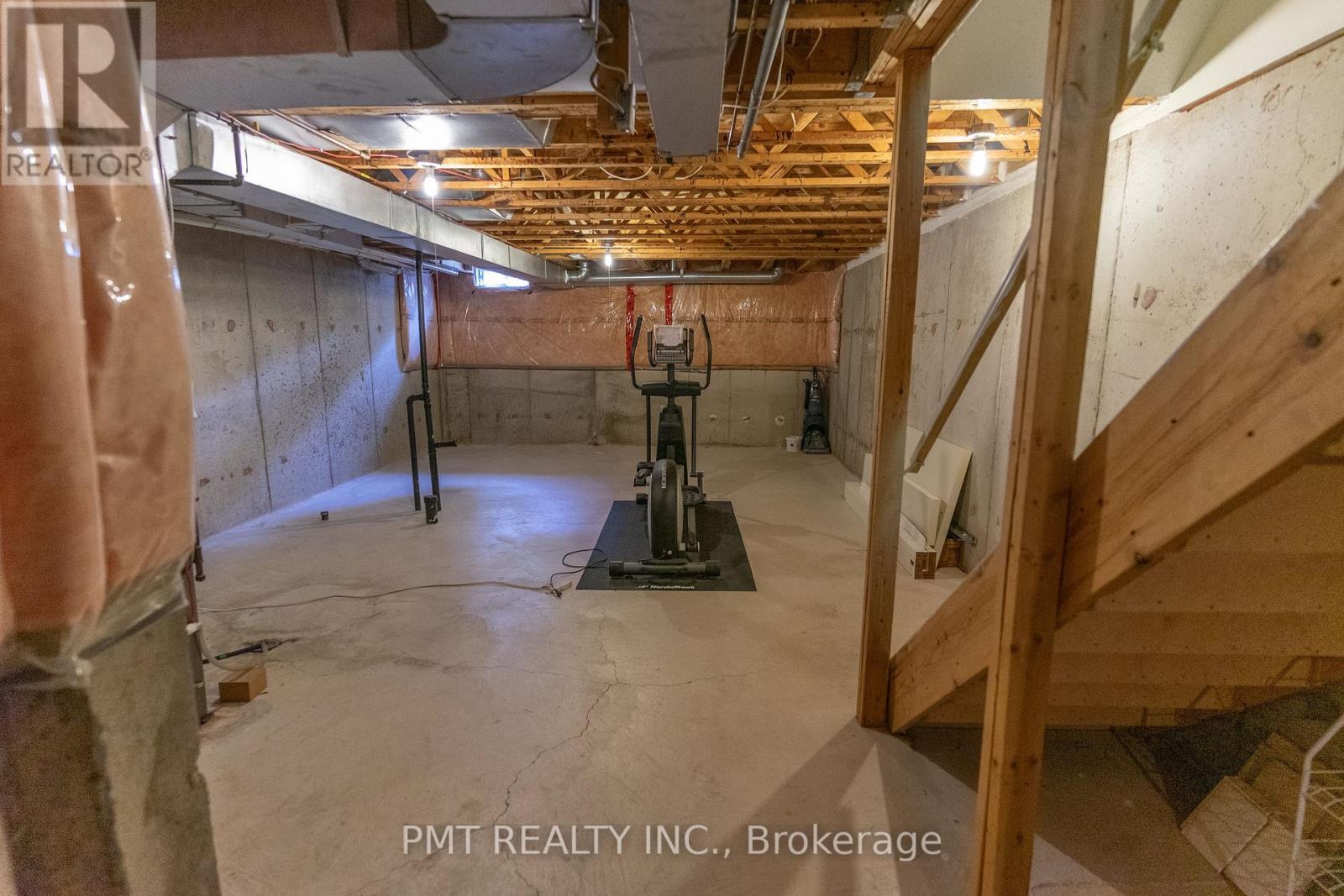 2151 Forest Gate Park, Oakville, Ontario  L6M 4B3 - Photo 19 - W12468049