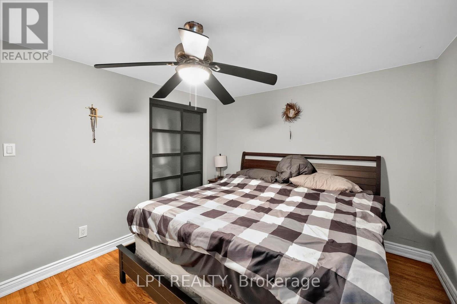 14 Caledon Crescent, Brampton, Ontario  L6W 1C5 - Photo 20 - W12518926