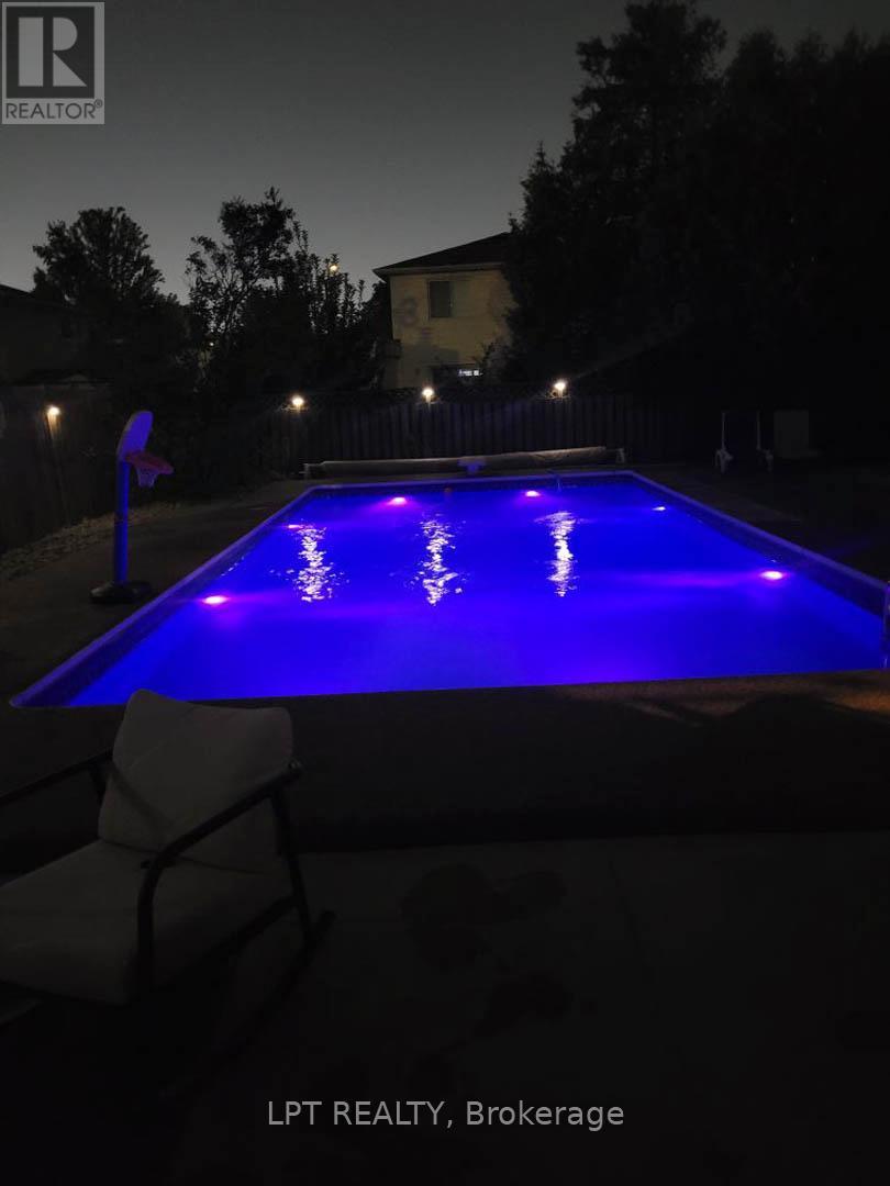 14 Caledon Crescent, Brampton, Ontario  L6W 1C5 - Photo 40 - W12518926