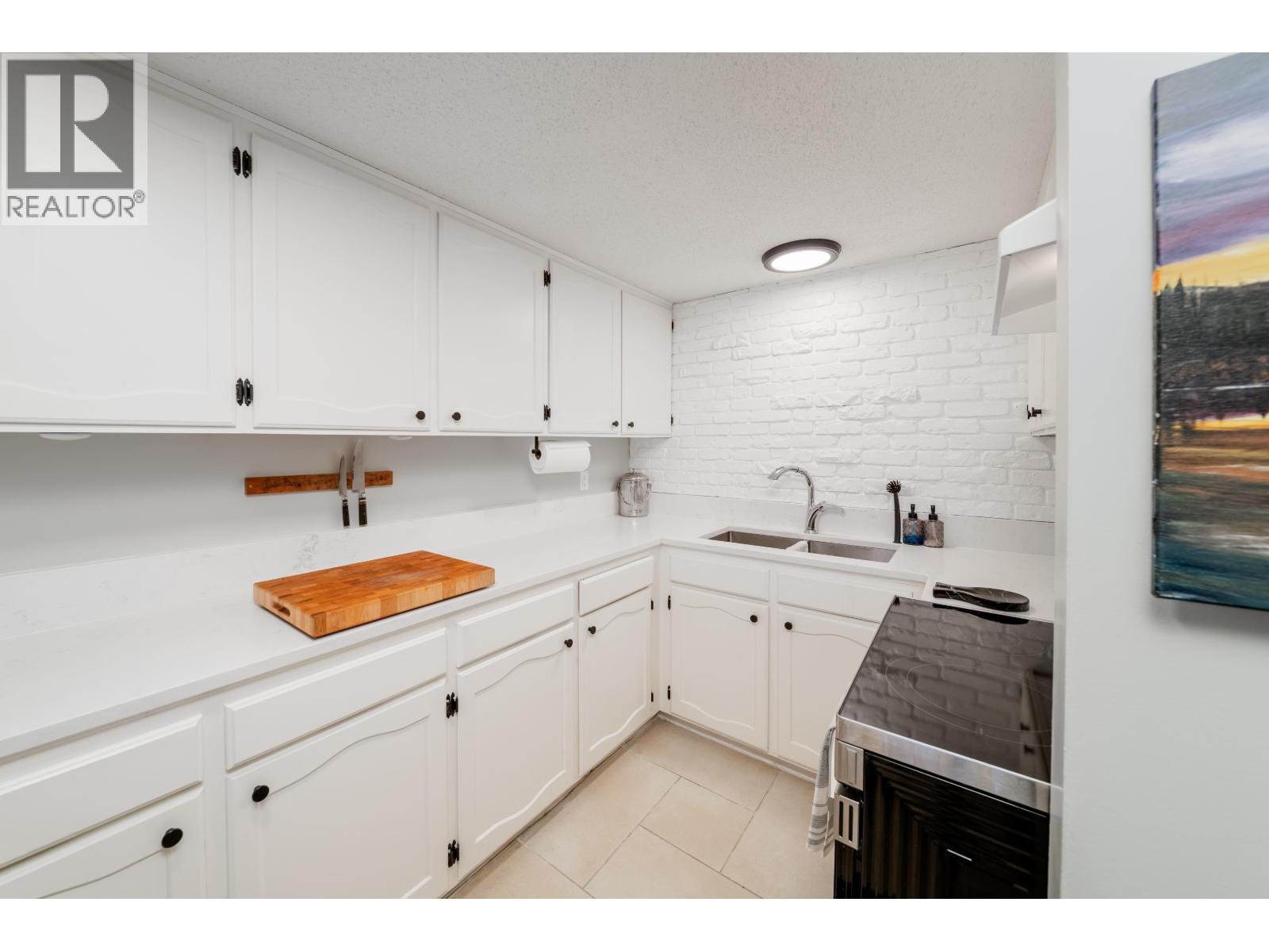 7 7305 Montecito Drive, Burnaby, British Columbia V5A 1R2 - Photo 8 - R3065545