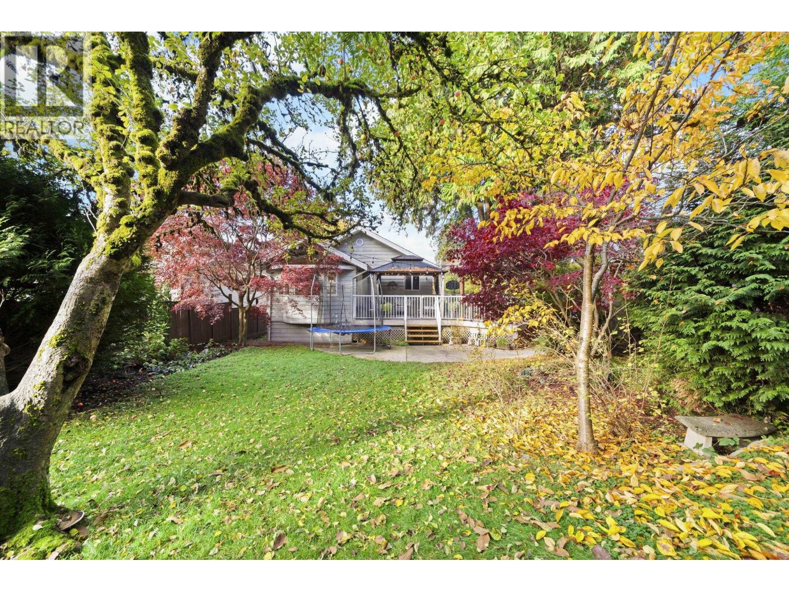 2340 Chesterfield Avenue, North Vancouver, British Columbia V7M 2R1 - Photo 21 - R3065537