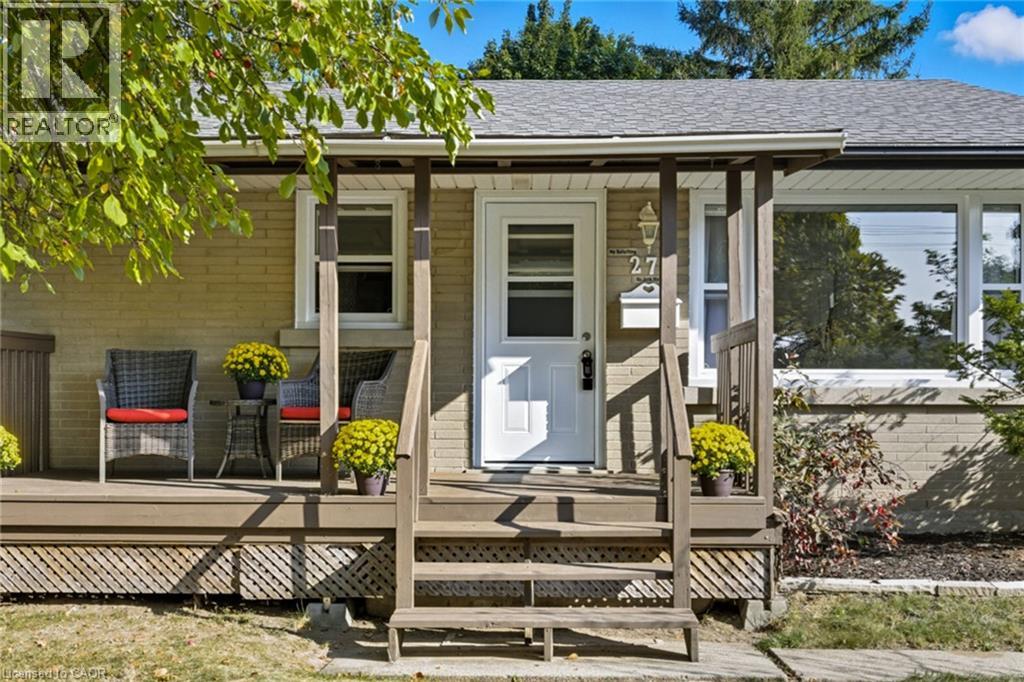 27 Broadmoor Avenue, Kitchener, Ontario  N2C 1Y6 - Photo 3 - 40780535
