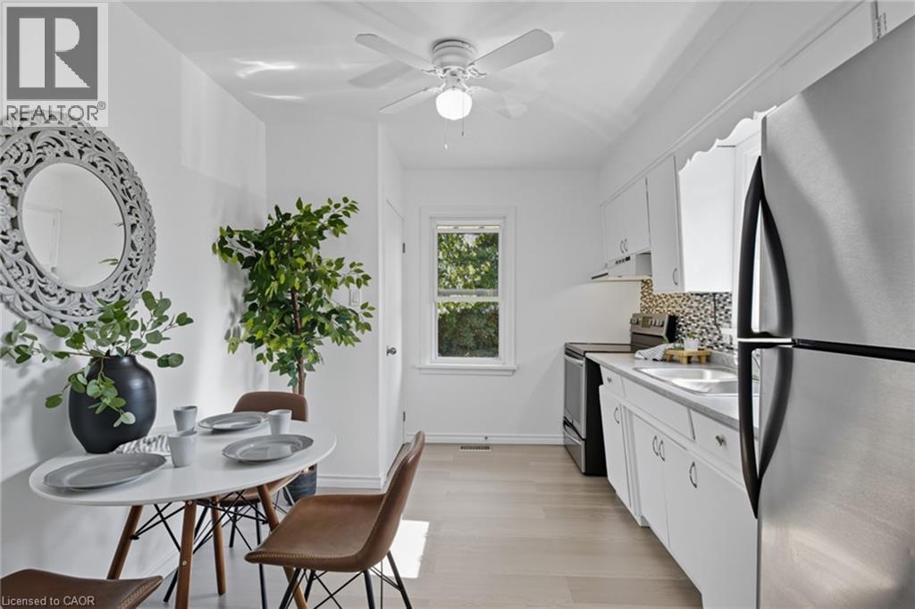 27 Broadmoor Avenue, Kitchener, Ontario  N2C 1Y6 - Photo 7 - 40780535