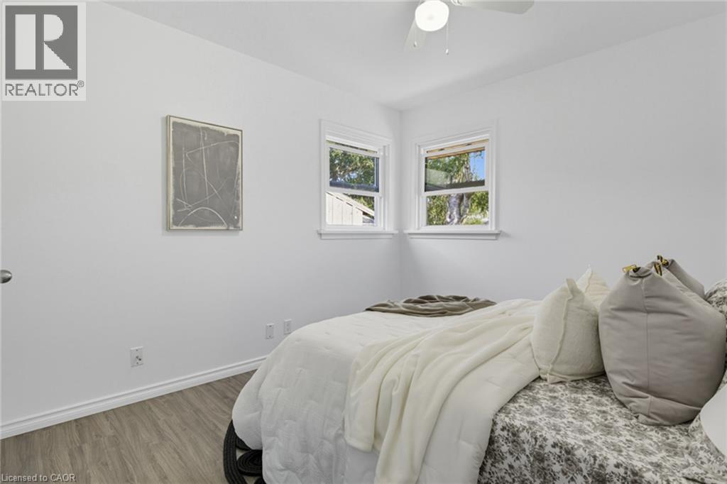 27 Broadmoor Avenue, Kitchener, Ontario  N2C 1Y6 - Photo 13 - 40780535