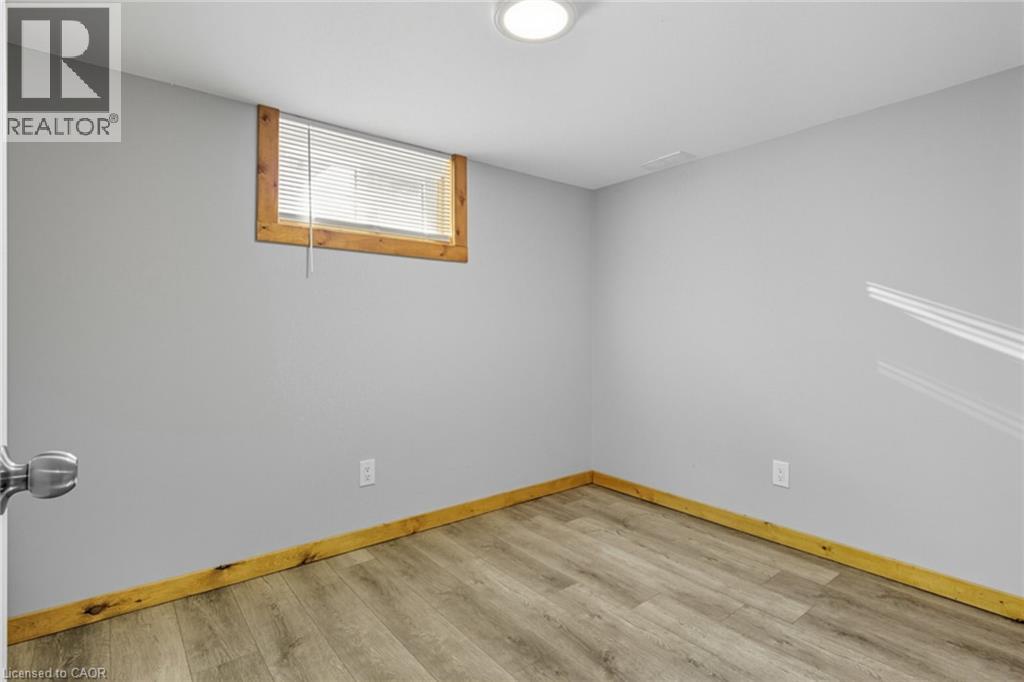 27 Broadmoor Avenue, Kitchener, Ontario  N2C 1Y6 - Photo 19 - 40780535