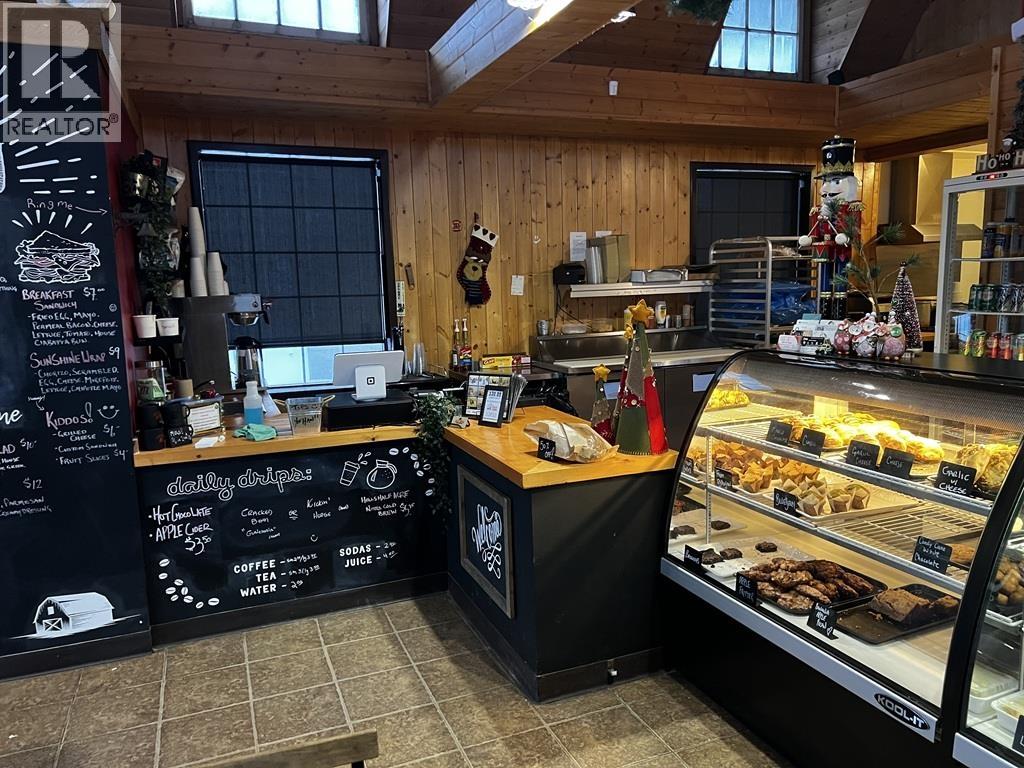 10419 100 Avenue, Fort St. John, British Columbia  V1J 1Z1 - Photo 7 - C8066746