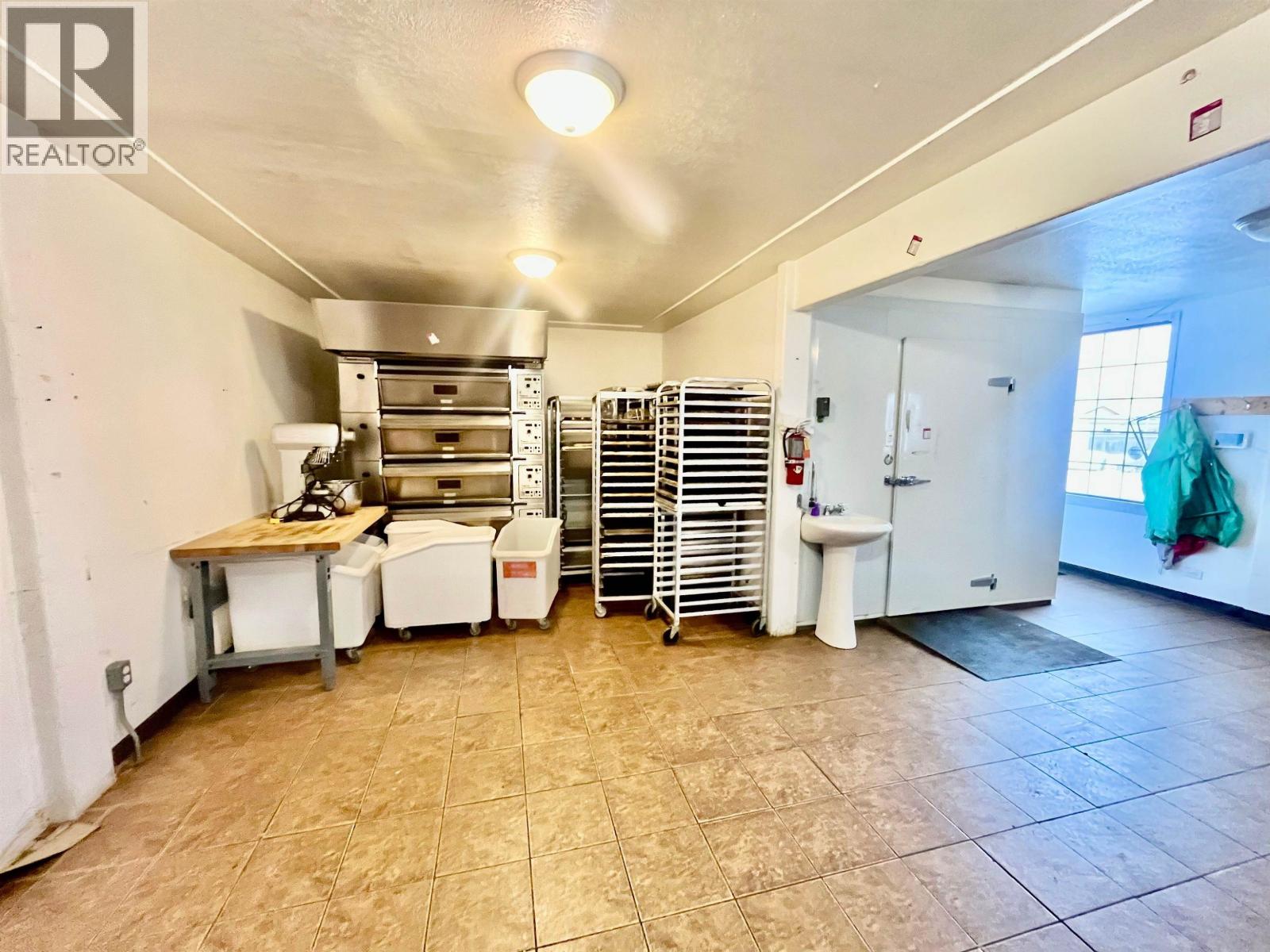 10419 100 Avenue, Fort St. John, British Columbia  V1J 1Z1 - Photo 20 - C8066746