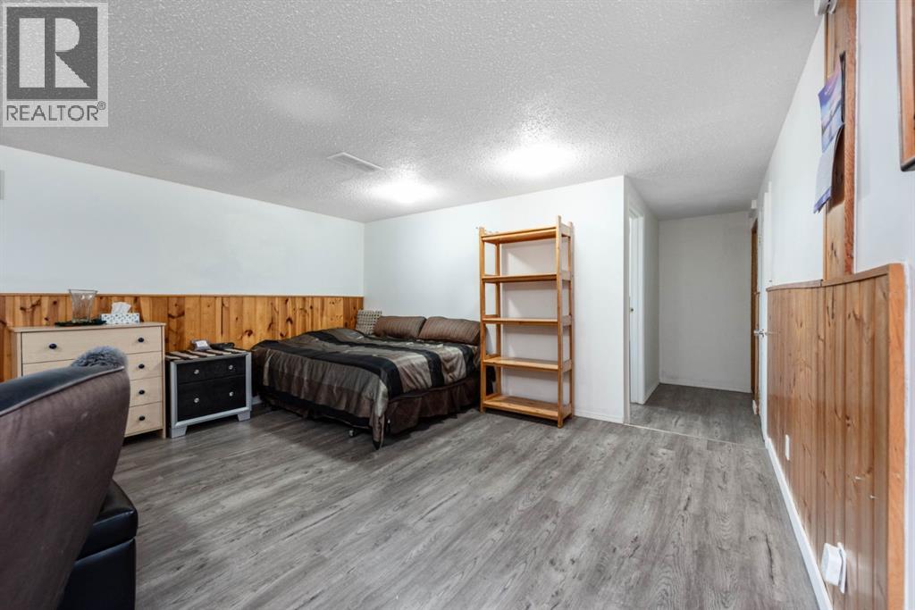 207 Fallswater Road Ne, Calgary, Alberta  T3J 1B2 - Photo 22 - A2258804