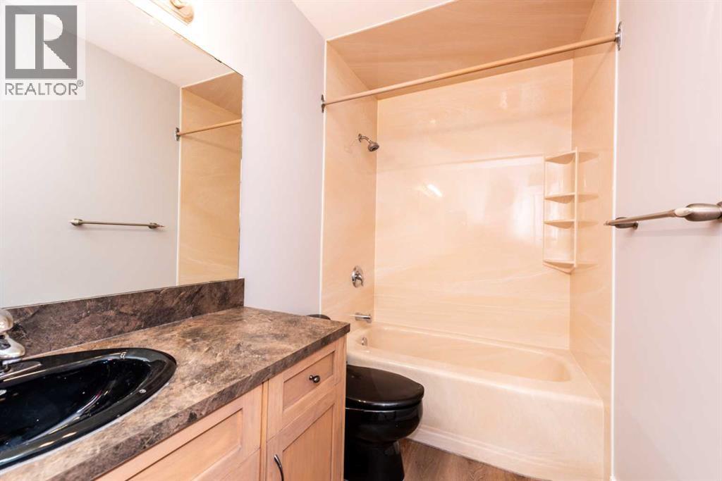 13 Martingrove Court Ne, Calgary, Alberta  T3J 2S3 - Photo 28 - A2267085