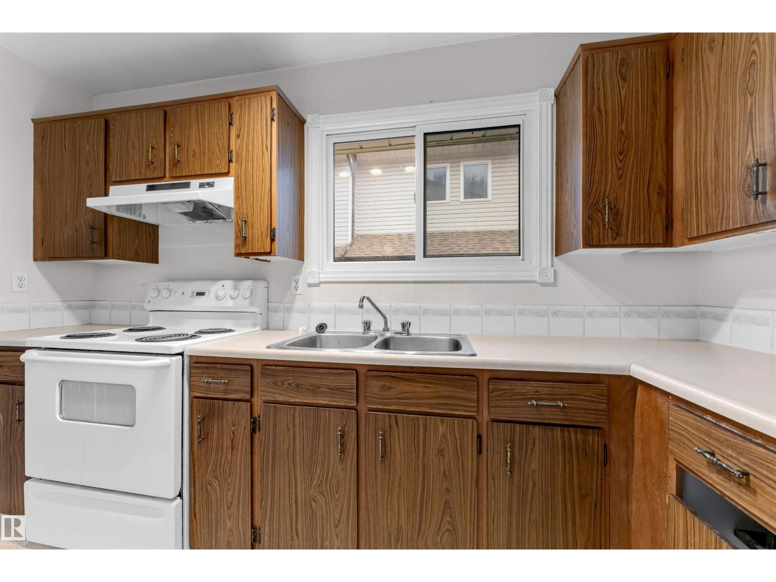 2363 85 St Nw, Edmonton, Alberta  T6K 3H1 - Photo 8 - E4464991