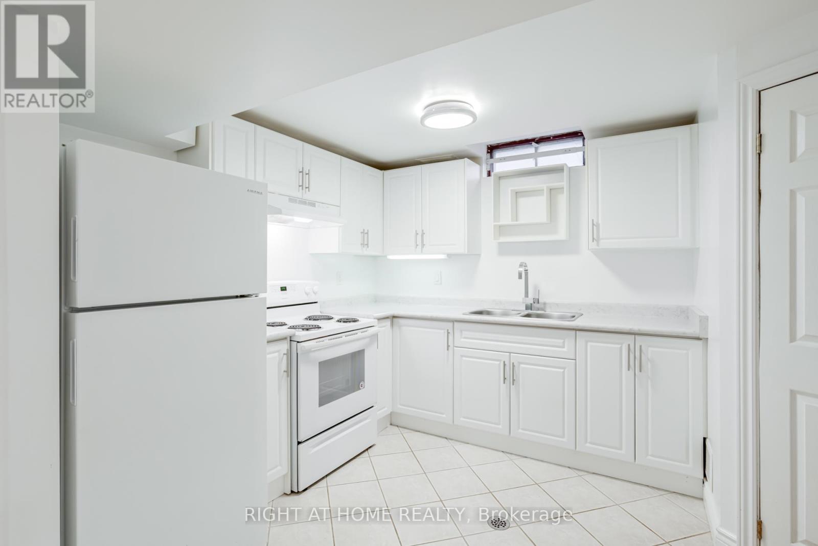 108 Rotherglen Road N, Ajax, Ontario  L1T 1T3 - Photo 19 - E12519268