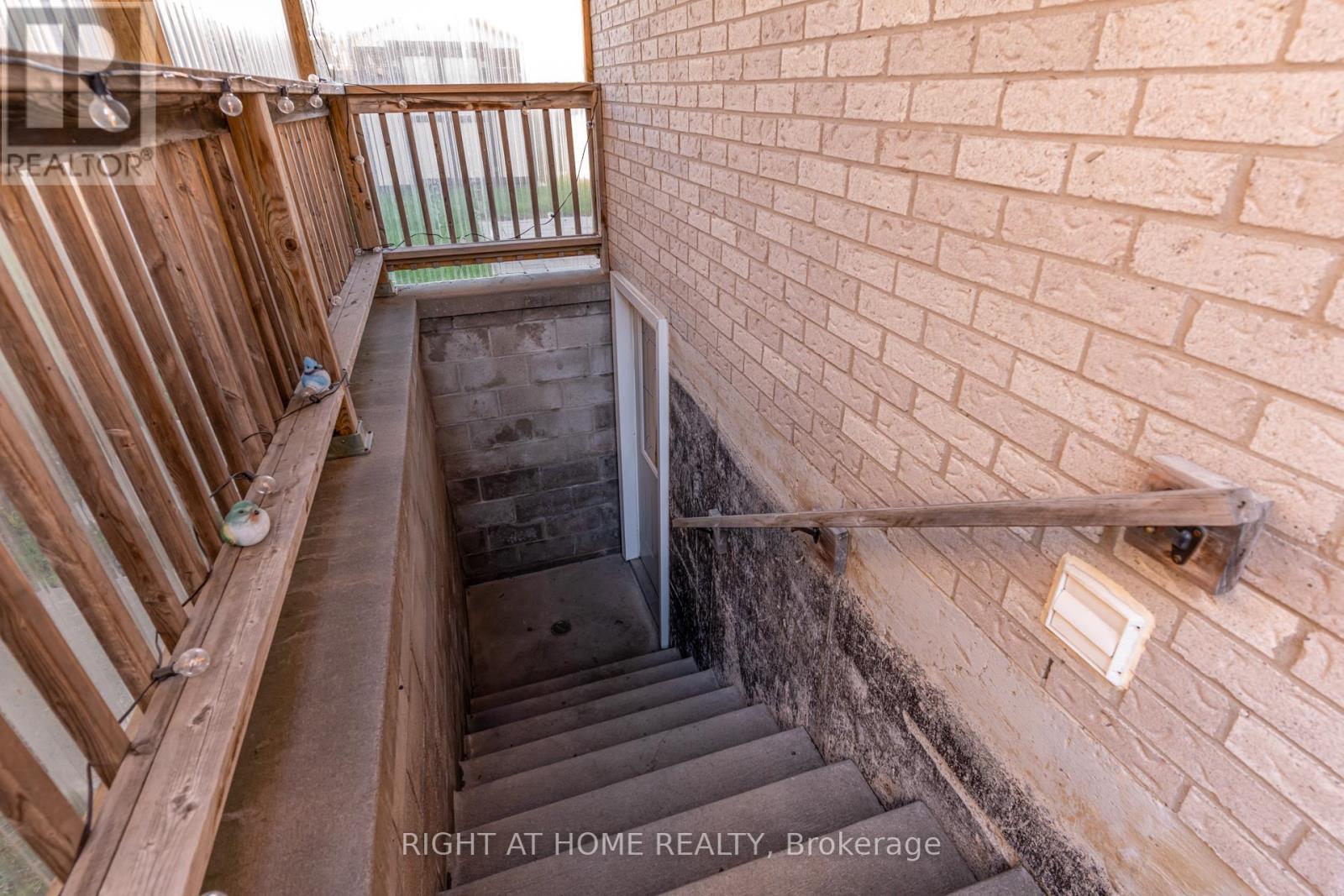 108 Rotherglen Road N, Ajax, Ontario  L1T 1T3 - Photo 23 - E12519268