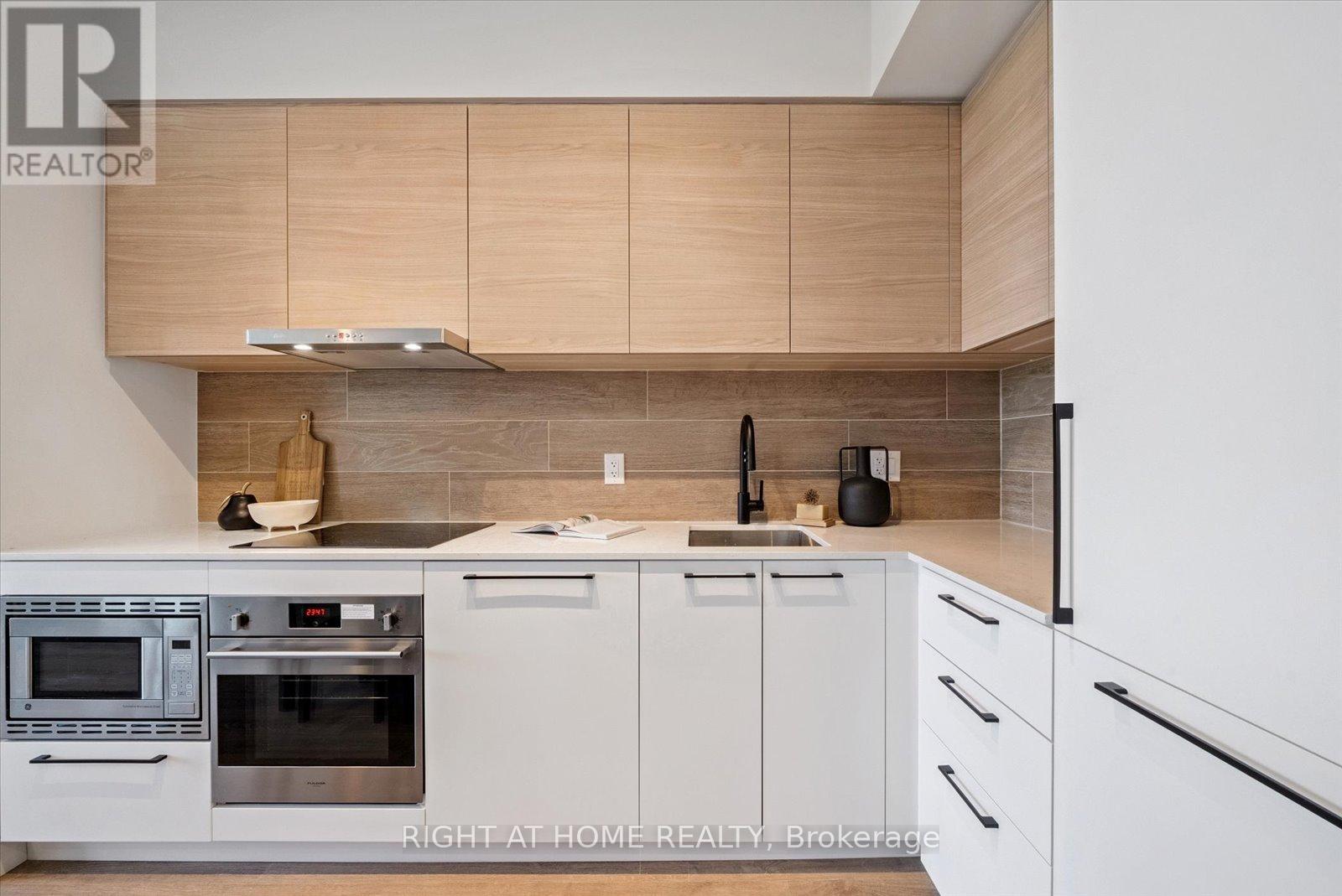 1309 - 1050 Eastern Avenue, Toronto, Ontario  M4L 0B7 - Photo 11 - E12519362