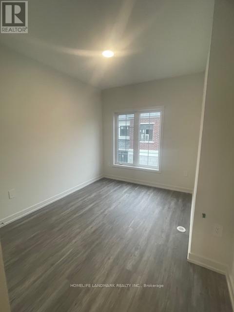 49 Peace Lane, Richmond Hill, Ontario L4B 0J4 - Photo 9 - N12505610