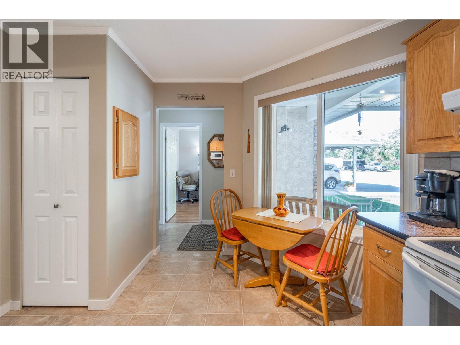 115 Redwing Place Unit# 8, Oliver, British Columbia  V0H 1T4 - Photo 5 - 10365057