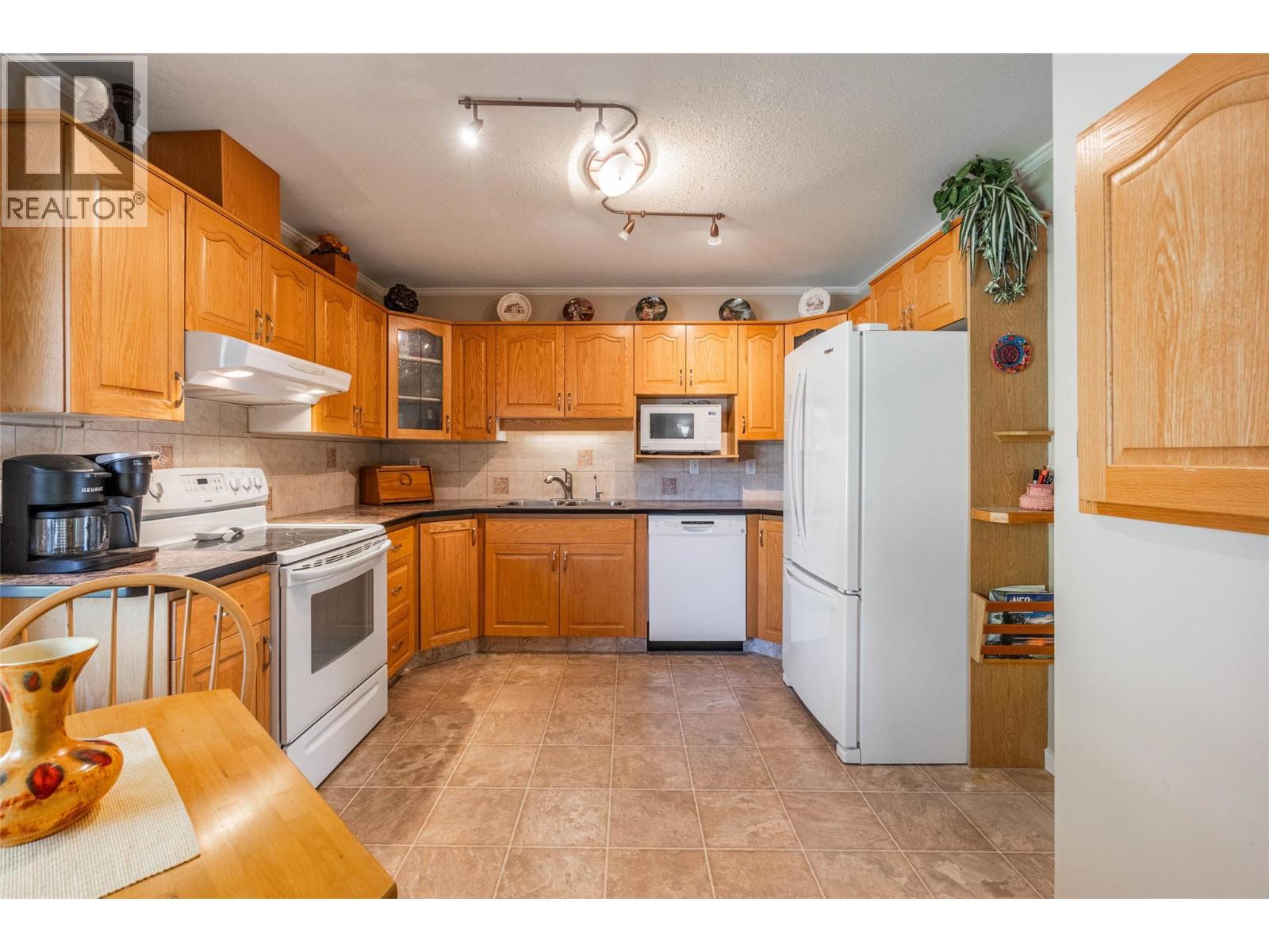 115 Redwing Place Unit# 8, Oliver, British Columbia  V0H 1T4 - Photo 7 - 10365057