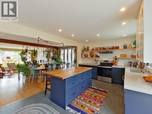 6885 Lesley Cres, Powell River, British Columbia - Photo 17 - 19394